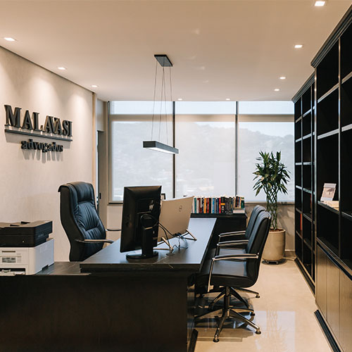 8-Direito-criminal,-o-melhor-escritório-de-advogafos-criminais-se-Santos-e-do-Brasil